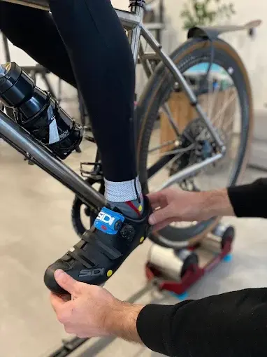 réglage des cales du cycliste